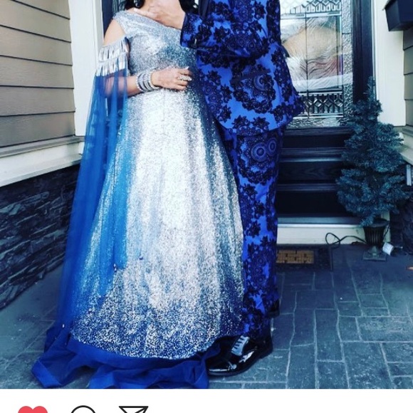 Sparkling navy and silver gown - Picture 1 of 4